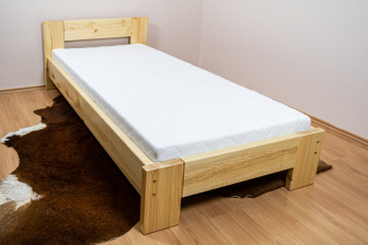 Posteľ Káťa - PRÍRODNÁ 80x200 masív borovica 4 cm + rošt ZADARMO