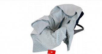 Zavinovacia deka do autosedačky sivá maroko