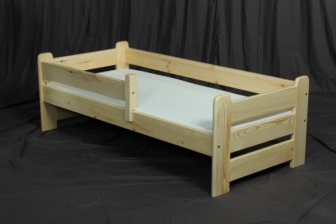 Posteľ KÚBA z masívu borovice 180x80 cm - PRÍRODNÁ + rošt ZADARMO