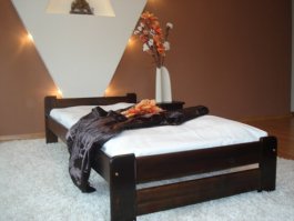 Posteľ masív Európa - ORECH 90x200 + matrace Vitality + rošt ZADARMO