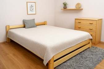 Posteľ Halle  180x200 cm masív + matrace Diana 12 cm + rošt ZADARMO