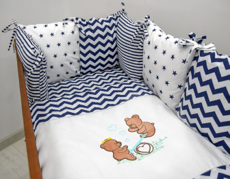 Postieľka s kompletnou výbavou modulová - granátová, cik cak Medvedíky na hojdačke