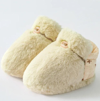 Dojčenské capáčky 6-12 mesiacov obojstranné 2v1 svetlo béžová